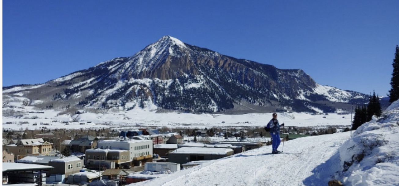 Nordic Skiing to the Yurt in Crested Butte